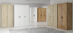 Dreitüriger Kleiderschrank mit Spiegel und Aufsatz Elena Sonoma Eiche